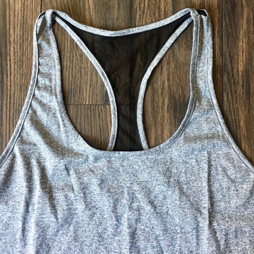 Shein Workout Tank - Picture 2 of 5